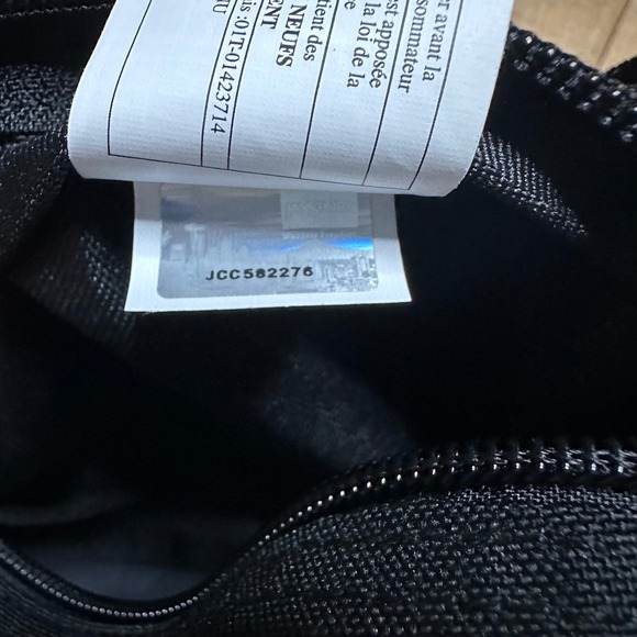 JanSport Fifth Avenue Fanny Pack Black Waist Bag Travel Festival - Picture 13 of 13